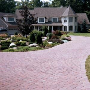 Hessit Works Inc. - Concrete Pavers - Dutch Cobble